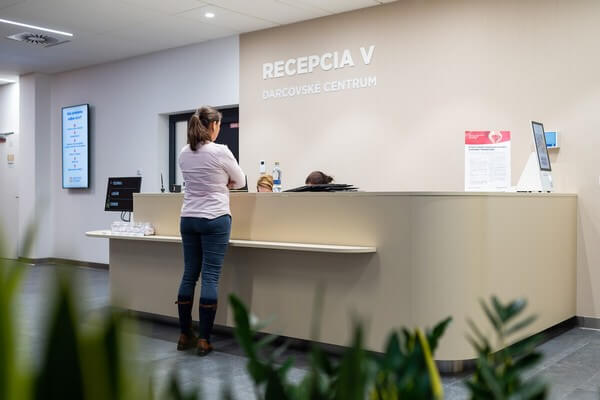 nemocnica-bory.sk_darcovske centrum – recepcia 600×400