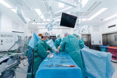 nemocnica-bory_prva-roboticka-operacia-da-vinci-xi_02