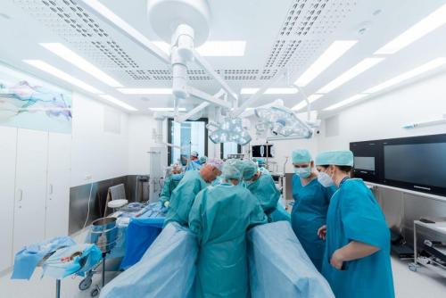 nemocnica-bory_prva-roboticka-operacia-da-vinci-xi_03